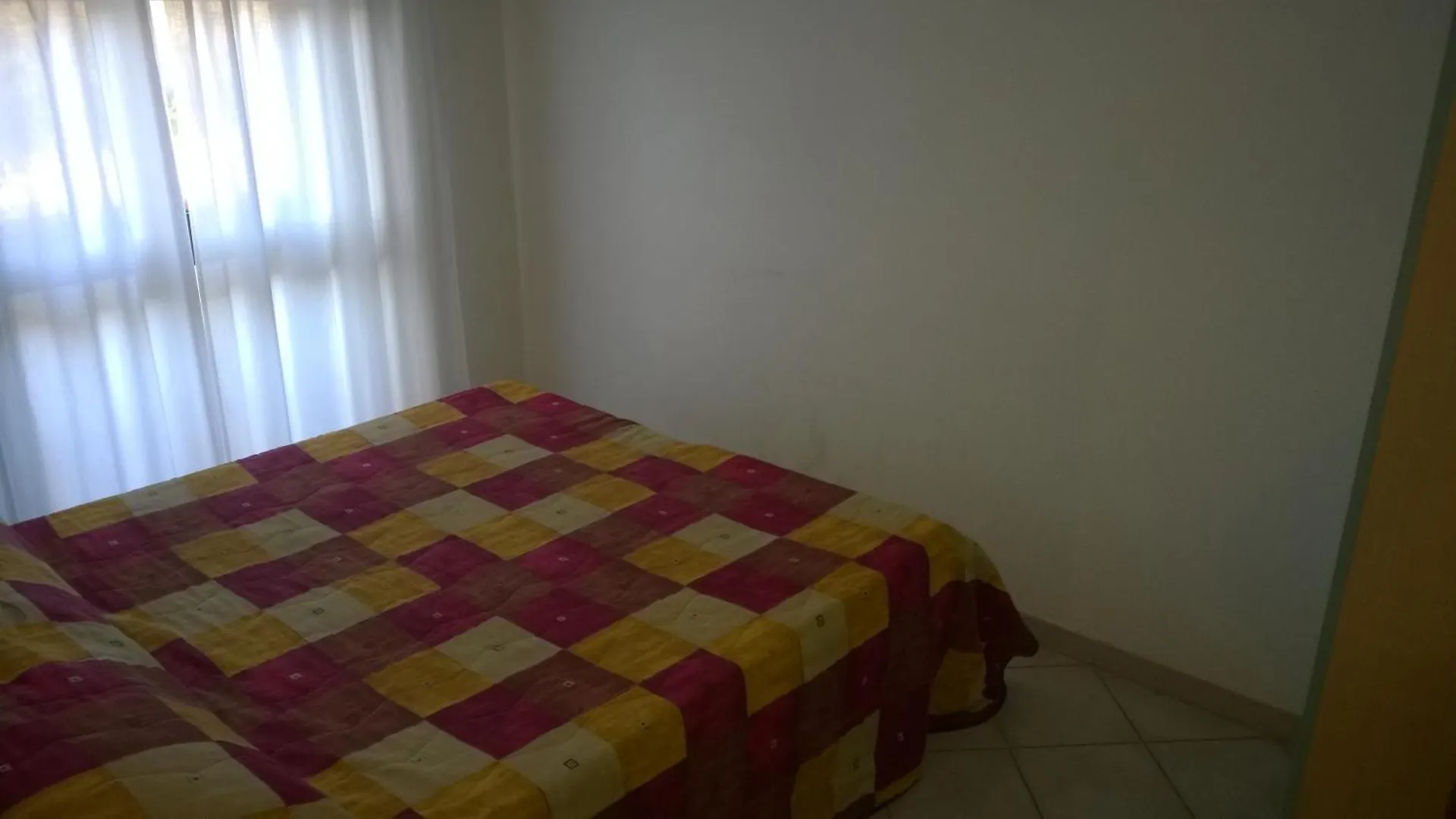 Casa Vacanze Borgo Isola Rossa  Apartamento